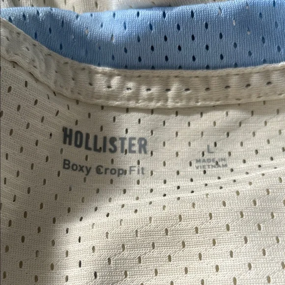 Hollister Cream and Light Blue Men's Jersey - Picture 6 of 6